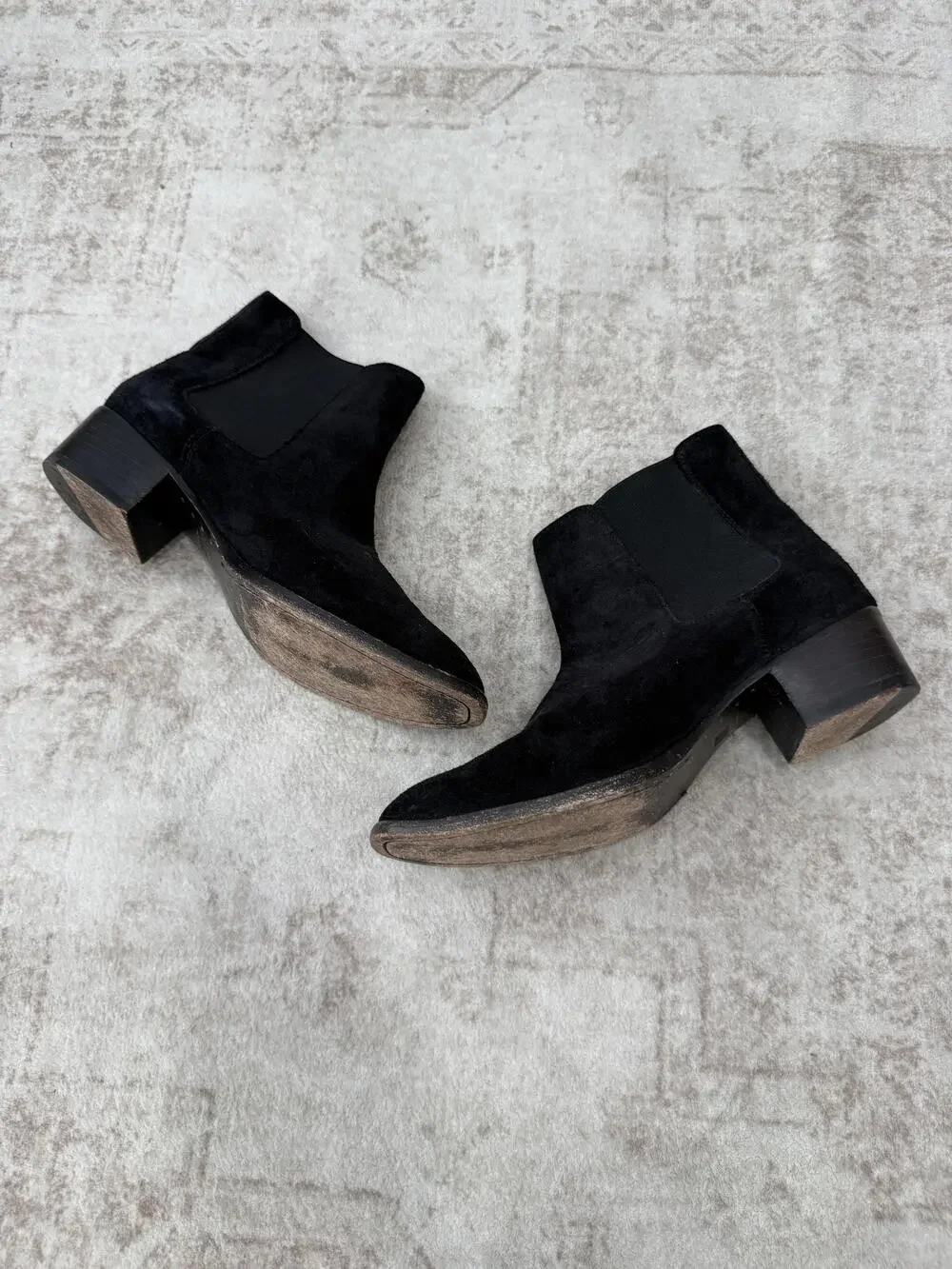 Frye Boots Womens Size 8 Black Suede Chelsea Ankle Block Heel Pull On Booties